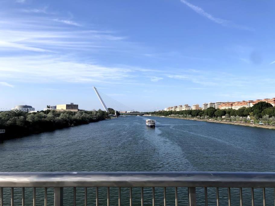 En Patio Sevillano Alameda-Isla Magica Ngoại thất bức ảnh