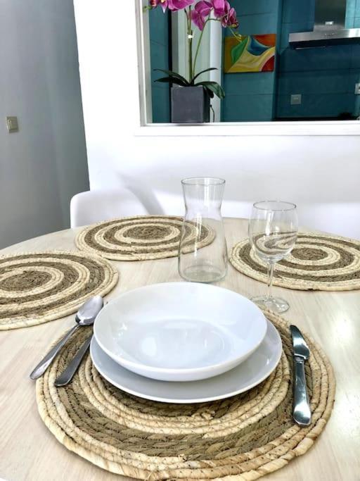 En Patio Sevillano Alameda-Isla Magica Ngoại thất bức ảnh