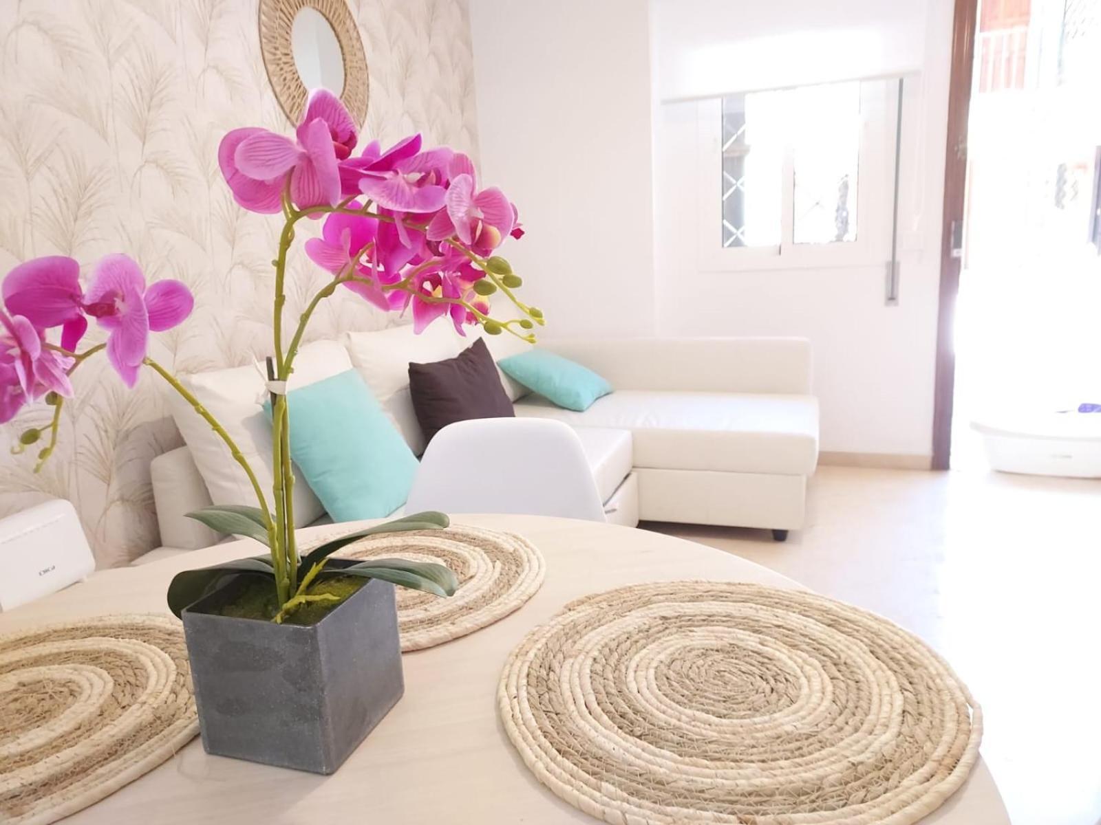 En Patio Sevillano Alameda-Isla Magica Ngoại thất bức ảnh
